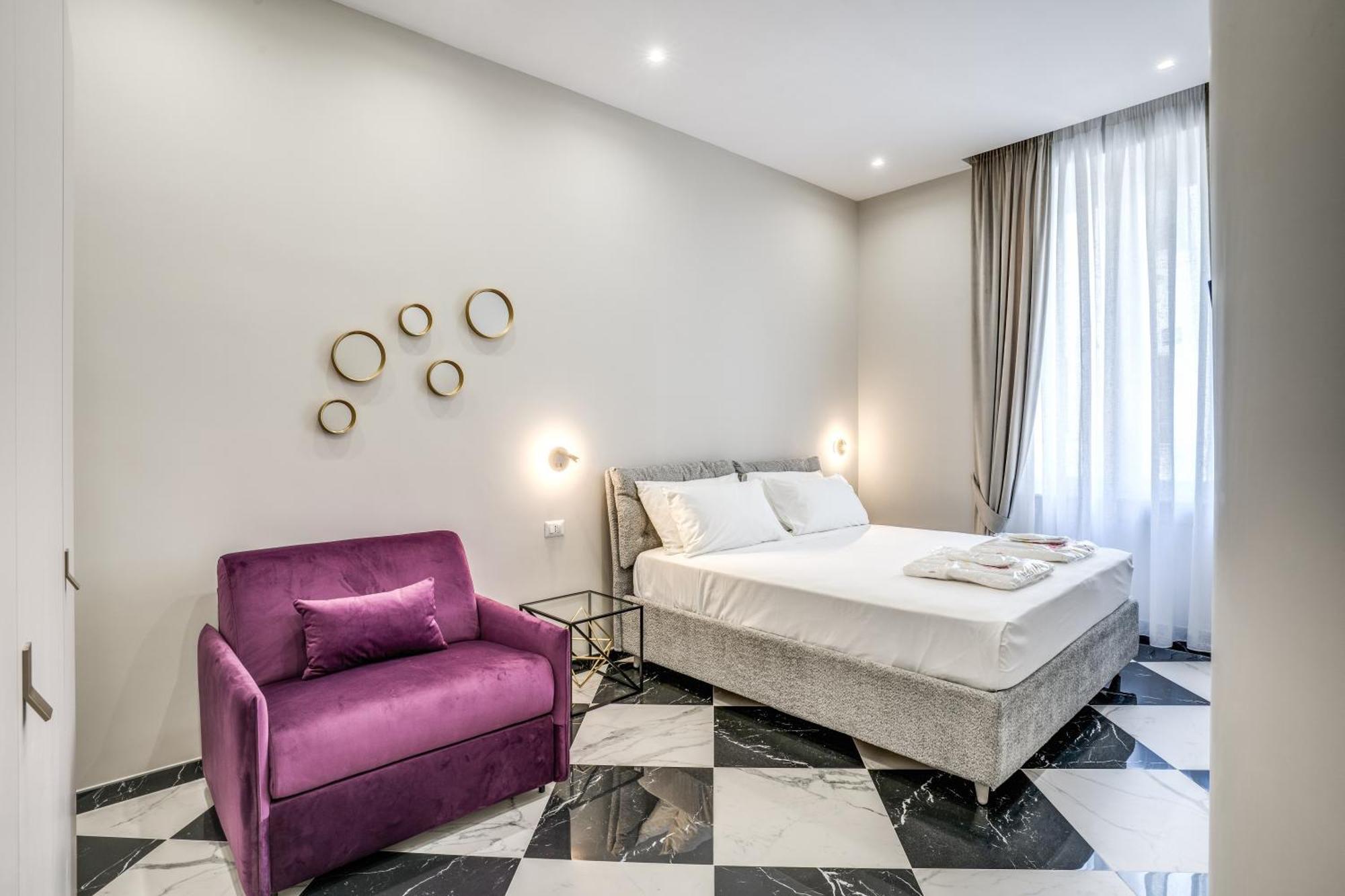 Lady Rose One Apartment *