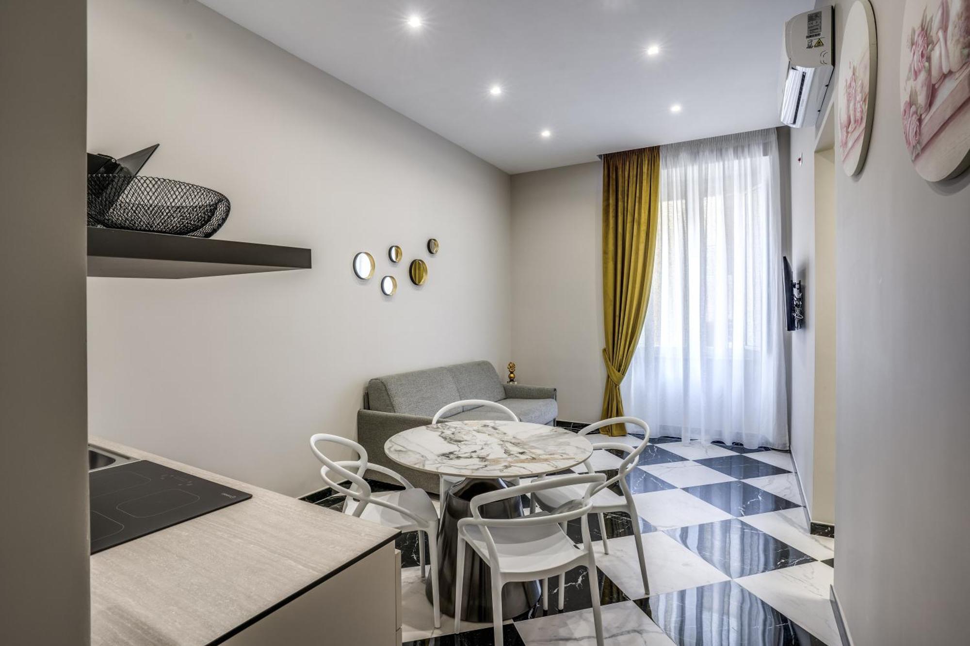 Lady Rose One Apartment Neapel
